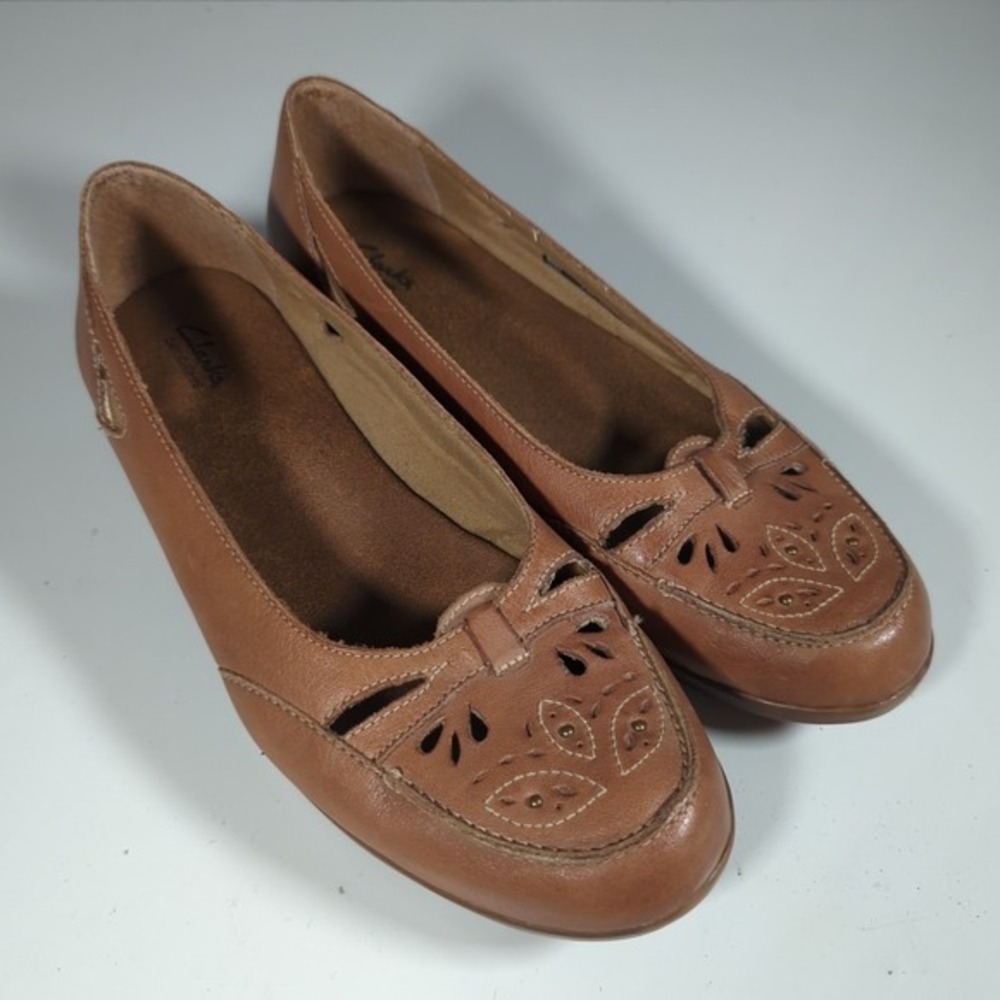 Clarks Bendables Loafers Cutout Leather Slip On Brown Comfort Flats 9.5 Feminine